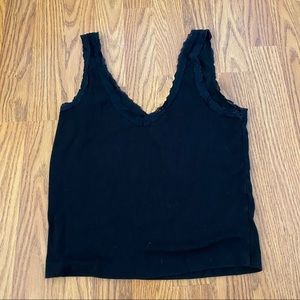 Ribbed black tanks with lace detail
